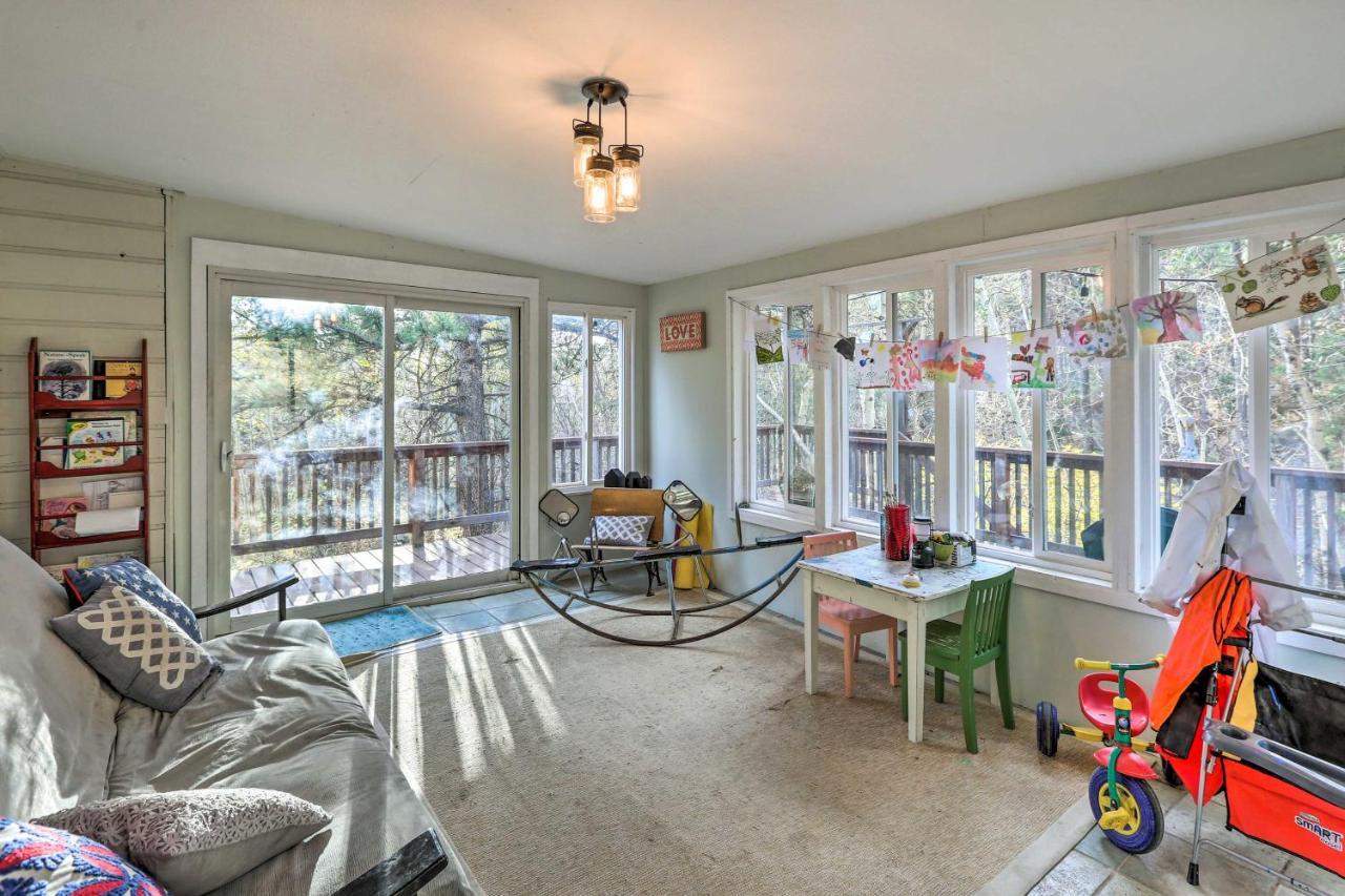 Stunning Golden Home With Deck About 35 Mi To Denver! Esterno foto