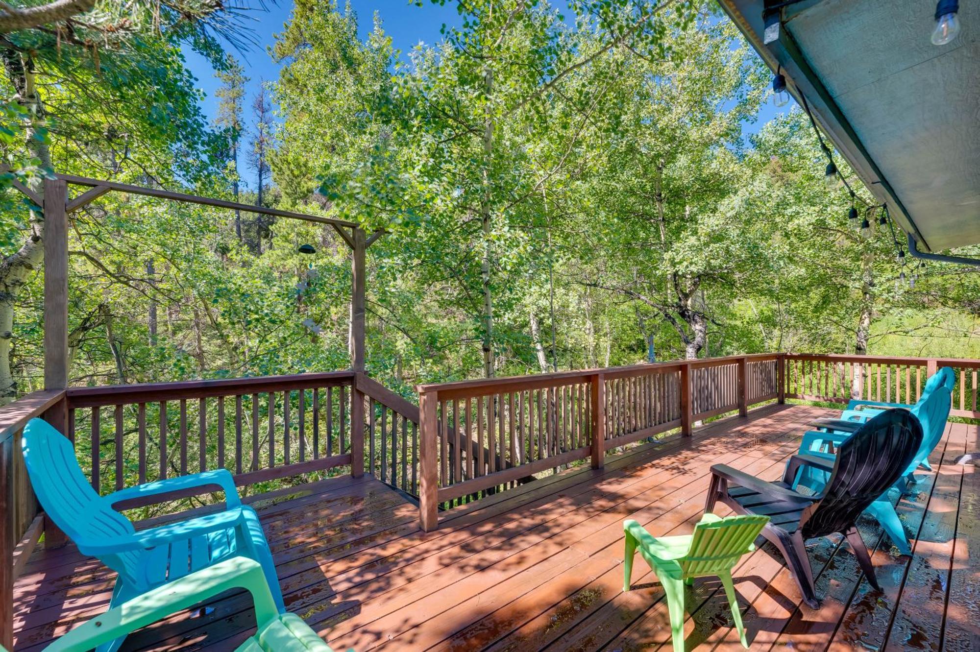 Stunning Golden Home With Deck About 35 Mi To Denver! Esterno foto